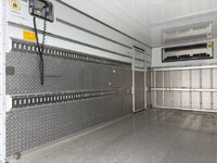 いすゞエルフ冷凍車（冷蔵車）小型（2t・3t）[写真10]