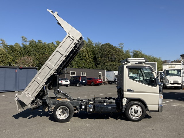 三菱ふそうキャンターダンプ小型（2t・3t）[写真08]