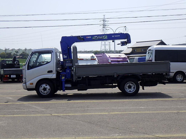 トヨタダイナクレーン3段小型（2t・3t）[写真04]