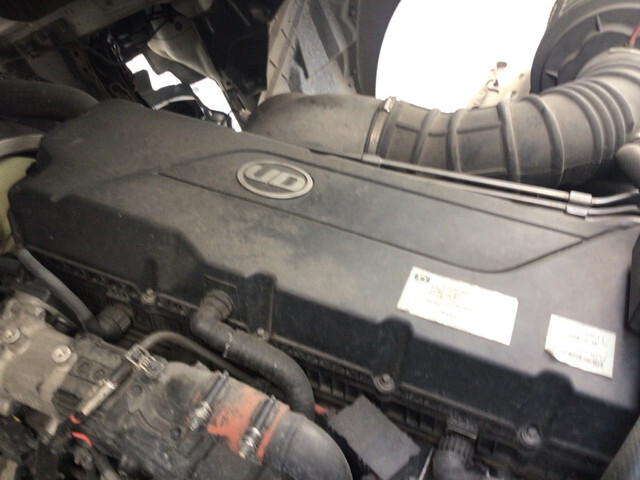 UDトラックスクオンアルミウイング大型（10t）[写真24]