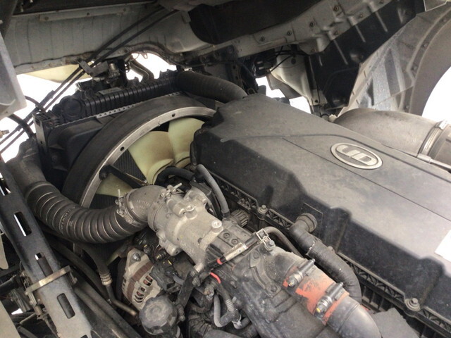 UDトラックスクオンアルミウイング大型（10t）[写真25]