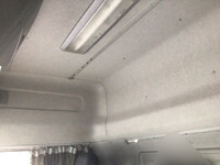 UDトラックスクオンアルミウイング大型（10t）[写真30]