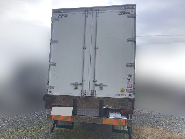 UDトラックスクオンアルミウイング大型（10t）[写真09]