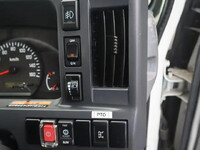 いすゞエルフダブルキャブ（Wキャブ）小型（2t・3t）[写真35]