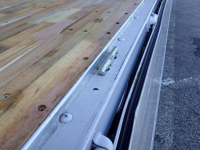 三菱ふそうファイターアルミウイング中型（4t）[写真33]