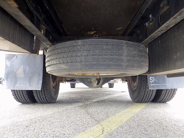 いすゞフォワードクレーン3段中型（4t）[写真11]