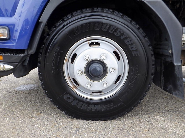 いすゞフォワードクレーン3段中型（4t）[写真13]