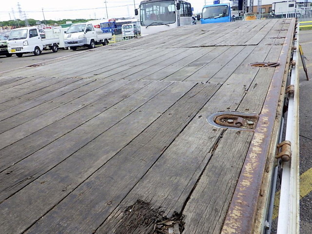 いすゞフォワードクレーン3段中型（4t）[写真07]