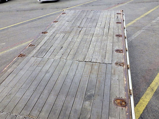 いすゞフォワードクレーン3段中型（4t）[写真08]