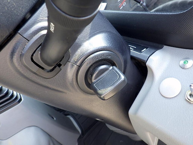 日野デュトロ冷凍車（冷蔵車）小型（2t・3t）[写真19]