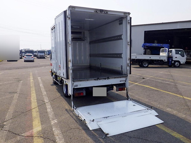 日野デュトロ冷凍車（冷蔵車）小型（2t・3t）[写真29]