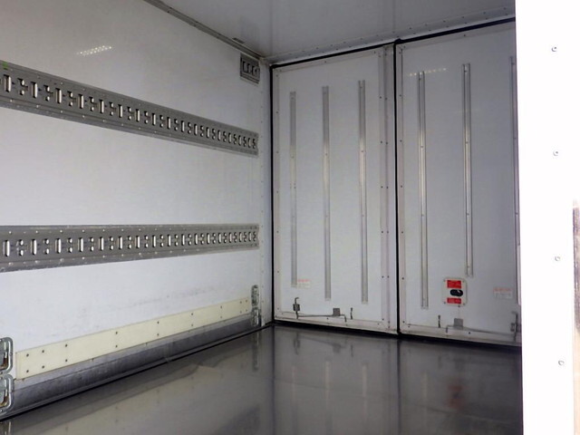 日野デュトロ冷凍車（冷蔵車）小型（2t・3t）[写真33]