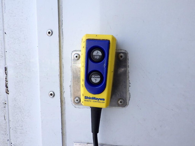 日野デュトロ冷凍車（冷蔵車）小型（2t・3t）[写真35]