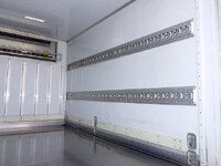 日野デュトロ冷凍車（冷蔵車）小型（2t・3t）[写真09]