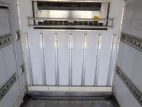 日野デュトロ冷凍車（冷蔵車）小型（2t・3t）[写真10]