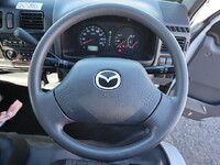 マツダボンゴ平ボディ小型（2t・3t）[写真05]