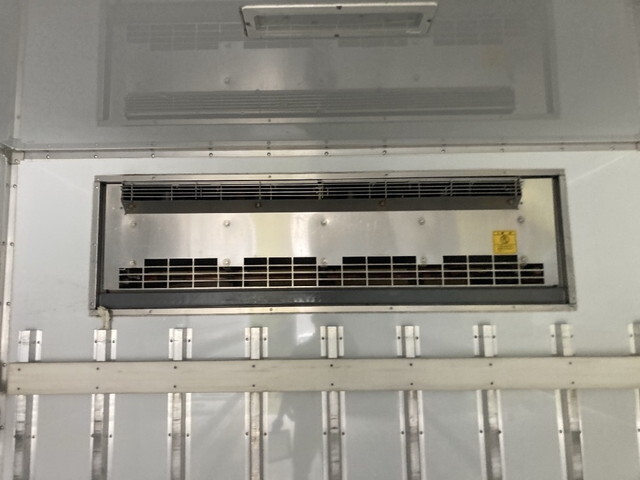 日野レンジャー冷凍車（冷蔵車）中型（4t）[写真13]