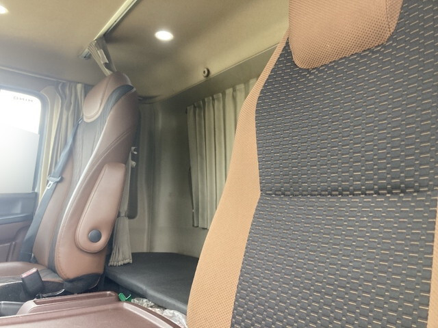 日野レンジャー冷凍車（冷蔵車）中型（4t）[写真30]