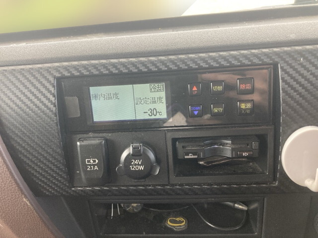 日野レンジャー冷凍車（冷蔵車）中型（4t）[写真34]