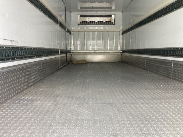 日野レンジャー冷凍車（冷蔵車）中型（4t）[写真07]