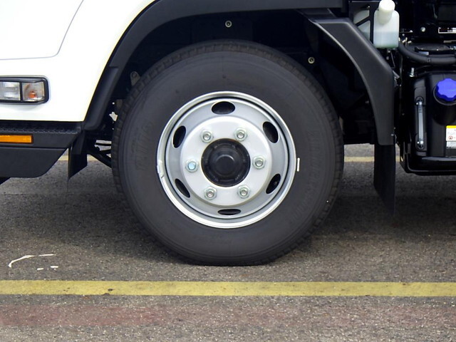 UDトラックスコンドルコンテナ専用車中型（4t）[写真23]