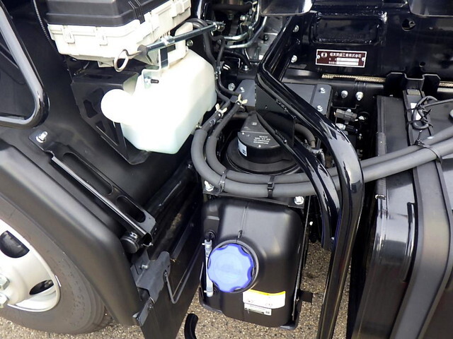 UDトラックスコンドルコンテナ専用車中型（4t）[写真38]