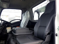 UDトラックスコンドルコンテナ専用車中型（4t）[写真10]