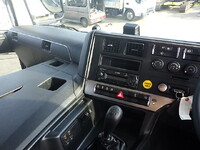 三菱ふそうスーパーグレートセルフクレーン4段大型（10t）[写真13]