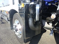 三菱ふそうスーパーグレートセルフクレーン4段大型（10t）[写真25]