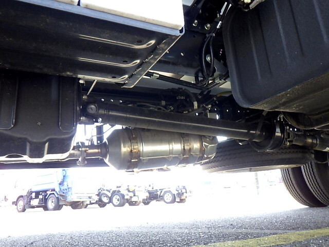 日野デュトロ平ボディ小型（2t・3t）[写真28]