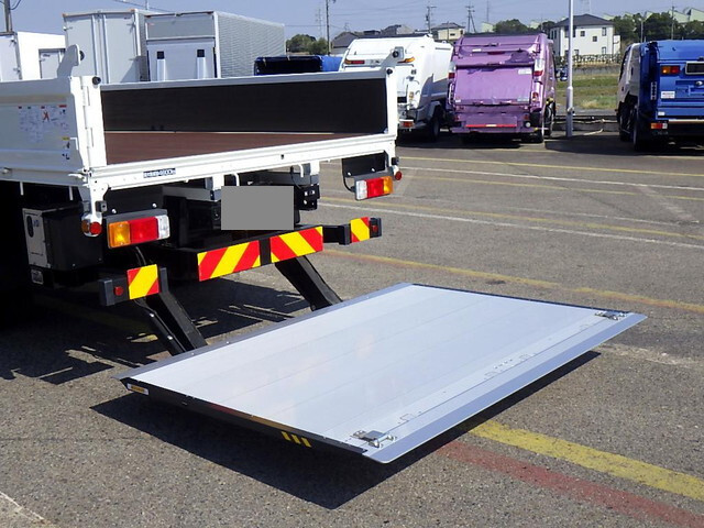 日野デュトロ平ボディ小型（2t・3t）[写真06]