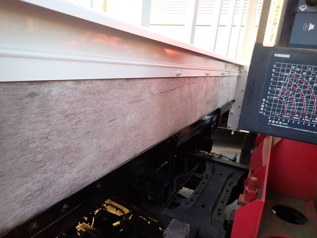 三菱ふそうキャンタークレーン4段小型（2t・3t）[写真12]