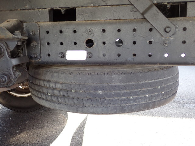 三菱ふそうキャンタークレーン4段小型（2t・3t）[写真28]