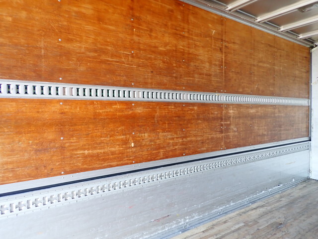 いすゞフォワードアルミウイング中型（4t）[写真20]