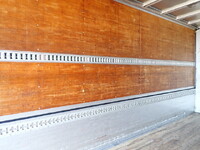 いすゞフォワードアルミウイング中型（4t）[写真21]