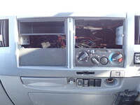 いすゞフォワードアルミウイング中型（4t）[写真31]