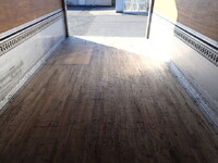 いすゞフォワードアルミウイング中型（4t）[写真39]