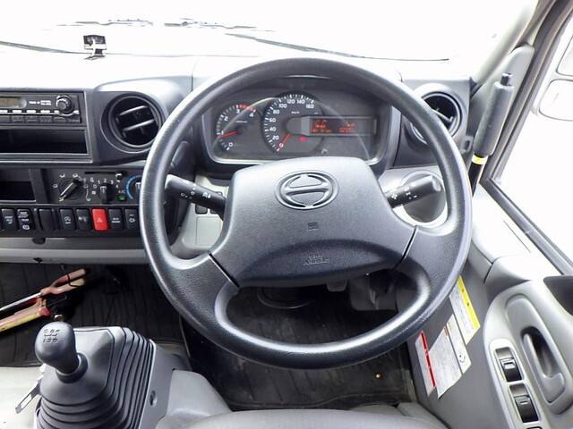 日野デュトロ高所作業車小型（2t・3t）[写真15]