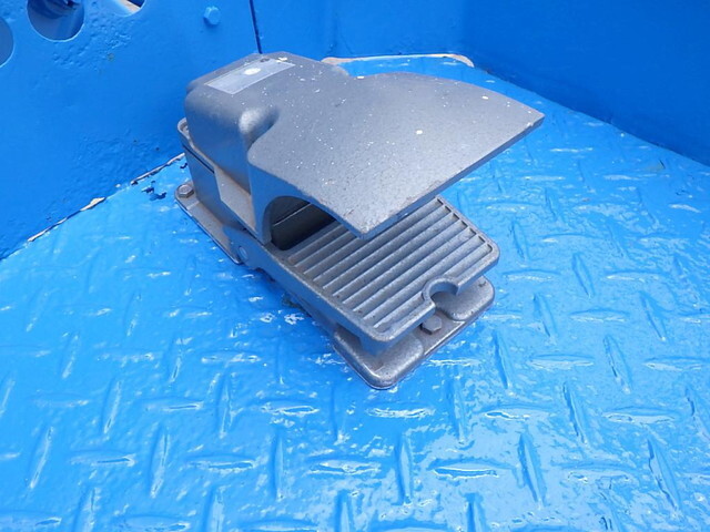 日野デュトロ高所作業車小型（2t・3t）[写真36]