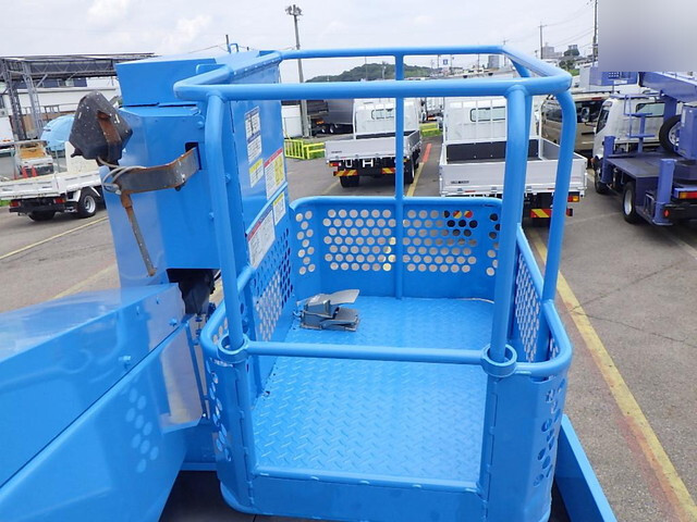 日野デュトロ高所作業車小型（2t・3t）[写真09]