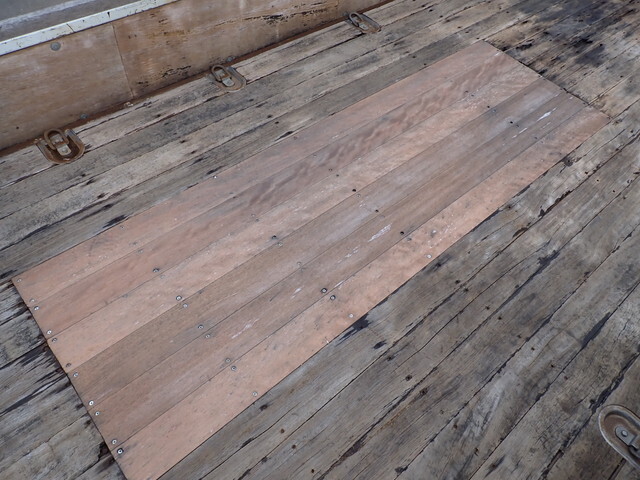 三菱ふそうキャンタークレーン4段小型（2t・3t）[写真13]