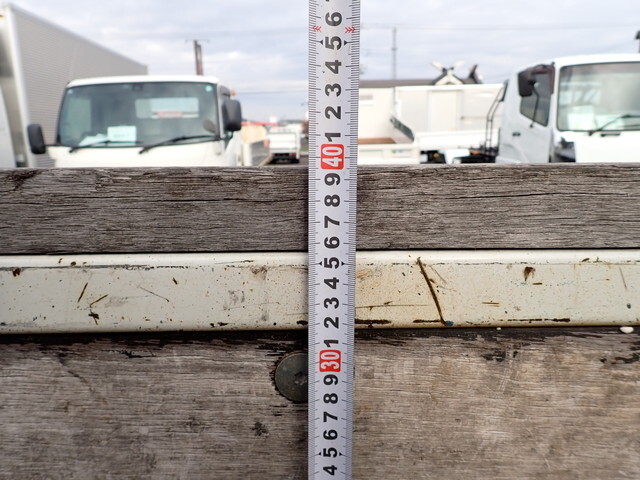 三菱ふそうキャンタークレーン4段小型（2t・3t）[写真16]