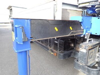 三菱ふそうキャンタークレーン4段小型（2t・3t）[写真20]