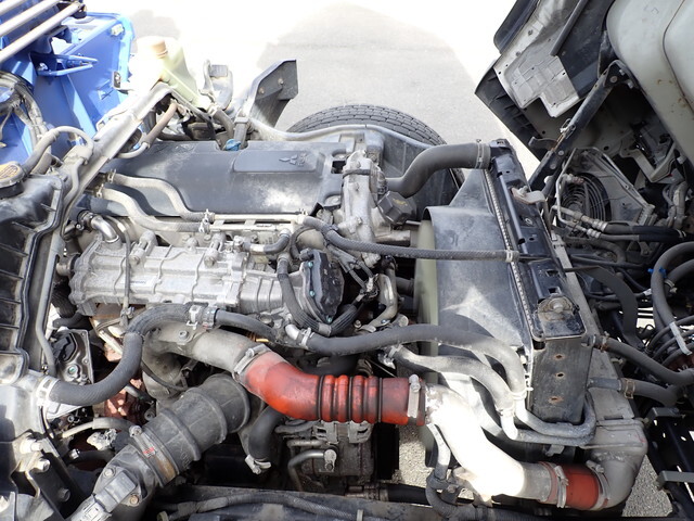 三菱ふそうキャンタークレーン4段小型（2t・3t）[写真26]