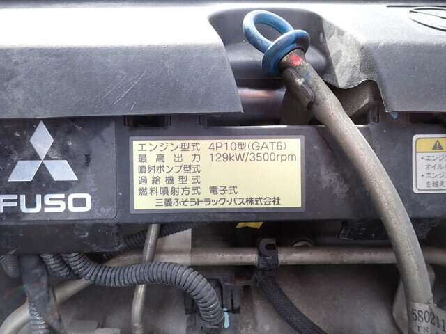 三菱ふそうキャンタークレーン4段小型（2t・3t）[写真29]