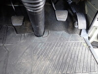 三菱ふそうキャンタークレーン4段小型（2t・3t）[写真35]