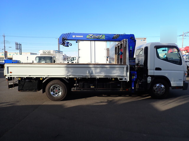 三菱ふそうキャンタークレーン4段小型（2t・3t）[写真08]