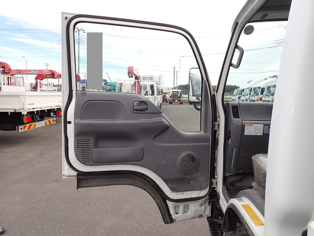 いすゞエルフダンプ小型（2t・3t）[写真32]