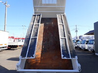 いすゞエルフダンプ小型（2t・3t）[写真10]