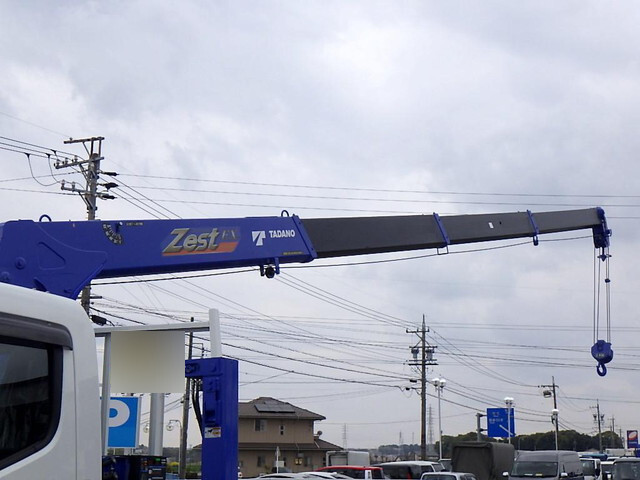 三菱ふそうキャンターセルフクレーン4段小型（2t・3t）[写真29]